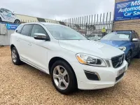 Used Volvo XC60 R-Design 2013 White SUV