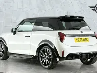 Używany Mini Cooper S Hatch 201 KM (147 kW) 2025 Biały Hatchback