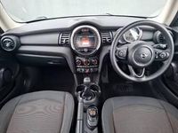 Używany Mini ONE Classic 102 KM (75 kW) 2019 Szary Hatchback
