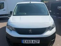 Used Peugeot Partner 2019 White MPV