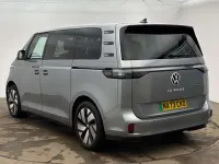 Używany VW ID. Buzz Pro 210 kW (286 KM) 2023 Srebrny Minivan