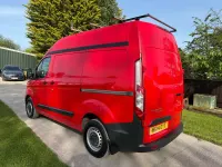 Used Ford Transit Custom 100 HP (73 kW) 2014 Red Van