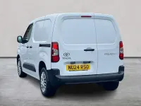 Used Toyota Proace 120 HP (88 kW) 2024 White MPV