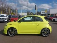 Begagnad Abarth 500e Turismo 114 kW (155 HK) 2024 Grön Halvkombi