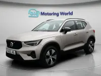 Used Volvo XC40 Plus 211 HP (155 kW) 2022 Gold SUV