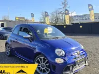 Usado Abarth 595 Turismo 165 CV (121 kW) 2018 Azul Utilitario