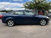 Used Ford Mondeo Zetec 115 HP (84 kW) 2011 Blue Hatchback
