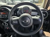 Usado Mini Cooper Hatch 2016 Negro Utilitario