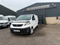 Used Peugeot Expert 120 HP (88 kW) 2020 White Van