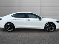 Used Skoda Superb SportLine 201 HP (147 kW) 2025 Pure white Hatchback