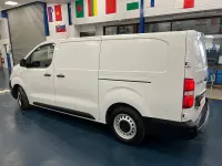 Used Vauxhall Vivaro 100 kW (136 HP) 2022 White MPV