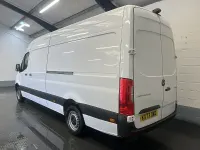 Used Mercedes Sprinter Progressive 150 HP (110 kW) 2023 White Van
