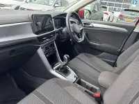 Used VW T-Roc Life 150 HP (110 kW) 2023 Red SUV