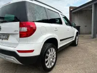 Used Skoda Yeti Outdoor SE 110 HP (80 kW) 2016 White SUV
