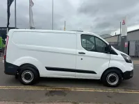 Used Ford Transit Custom 105 HP (77 kW) 2018 White Van