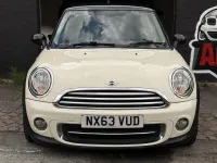 Used Mini Cooper Hatch 122 HP (89 kW) 2013 White Hatchback