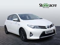 Used Toyota Auris Hybrid 2015 White Hatchback