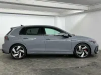 Używany VW Golf VIII GTI 265 KM (194 kW) 2025 Szary Hatchback