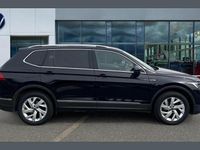 Used VW Tiguan Allspace Life 150 HP (110 kW) 2024 Black SUV
