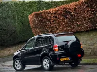 Used Toyota RAV4 147 HP (108 kW) 2005 Black SUV