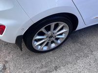 Used Ford Fiesta Vignale 100 HP (73 kW) 2018 White Hatchback