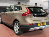 Begagnad Volvo V40 2014 Brun Halvkombi