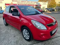 Used Hyundai i20 Classic 78 HP (57 kW) 2009 Red Hatchback