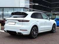 Used Porsche Cayenne 340 HP (250 kW) 2021 White SUV