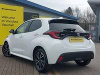 Used Toyota Yaris Hybrid Design 116 HP (85 kW) 2023 White Hatchback