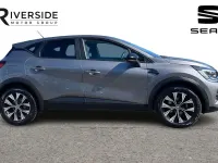 Usado Renault Captur Evolution 91 CV (66 kW) 2024 Gris SUV