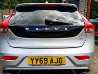 Used Volvo V40 R-Design 152 HP (111 kW) 2019 Silver Hatchback