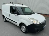 Used Vauxhall Combo S 2013 White MPV