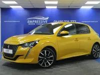 Second-hand Peugeot 208 Allure 100 CP (73 kW) 2020 Galben Hatchback