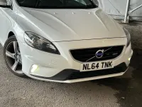 Used Volvo V40 R-Design 115 HP (84 kW) 2014 White Hatchback