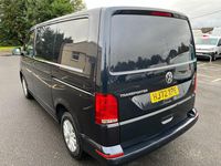 Begagnad VW Transporter Highline 2022 Blå Van