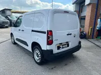 Used Vauxhall Combo 101 HP (74 kW) 2024 White MPV