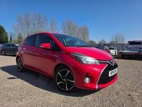 Used Toyota Yaris Hybrid Design 2016 Red Hatchback