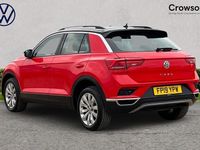 Used VW T-Roc SE 115 HP (84 kW) 2019 Red SUV