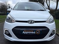 Used Hyundai i10 Premium 2015 White Hatchback