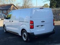 Used Peugeot Expert Premium 100 HP (73 kW) 2022 White Van