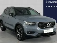 Usado Volvo XC40 R-Design 257 CV (189 kW) 2021 Gris SUV