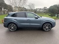 Used Porsche Cayenne 340 HP (250 kW) 2018 Blue SUV