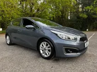 Usado Kia Ceed 135 HP (99 kW) 2015 Azul Citadino