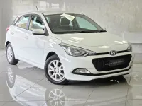 Used Hyundai i20 SE 84 HP (61 kW) 2017 White Hatchback