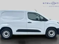 Used Citroën Berlingo 98 kW (134 HP) 2024 White MPV