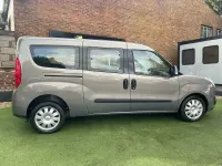 Usado Vauxhall Combo 2018 Castanho Monovolume