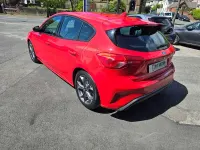 Begagnad Ford Focus ST-Line 2019 Röd Halvkombi