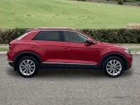 Used VW T-Roc Style 150 HP (110 kW) 2024 Red SUV
