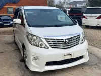 Usado Toyota Alphard 2008 Branco Monovolume