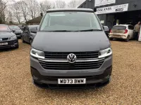 Begagnad VW Transporter Highline 2023 Grå Van